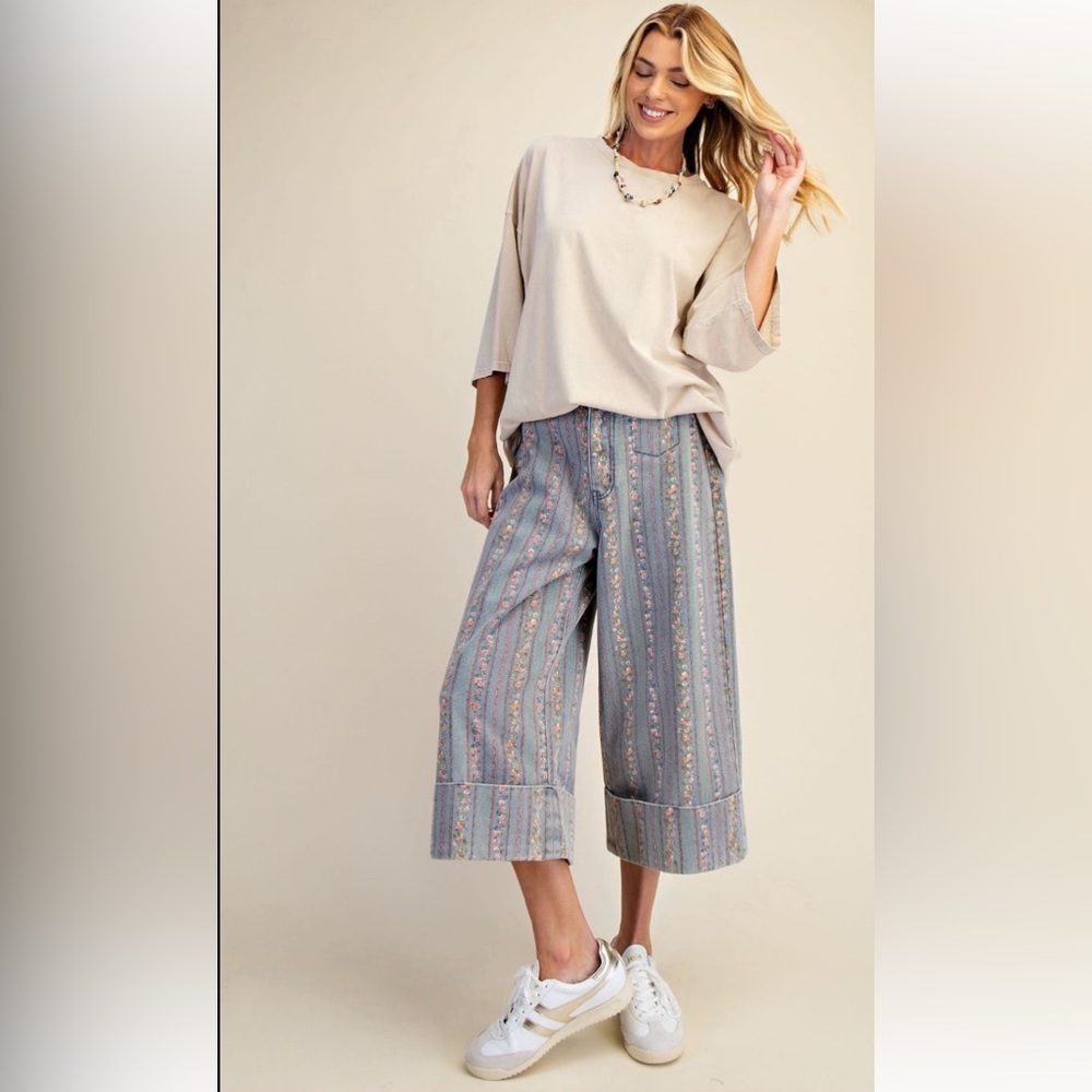 Easel Floral Stripe Wide-Leg Crop Pants NWT - Picture 4 of 5
